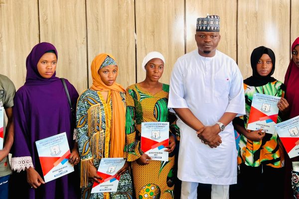 Kogi Assembly Majority Leader Grants Full Scholarship To 10 Healthcare Students In Kogi State College of Health Sciences and Technology, Idah